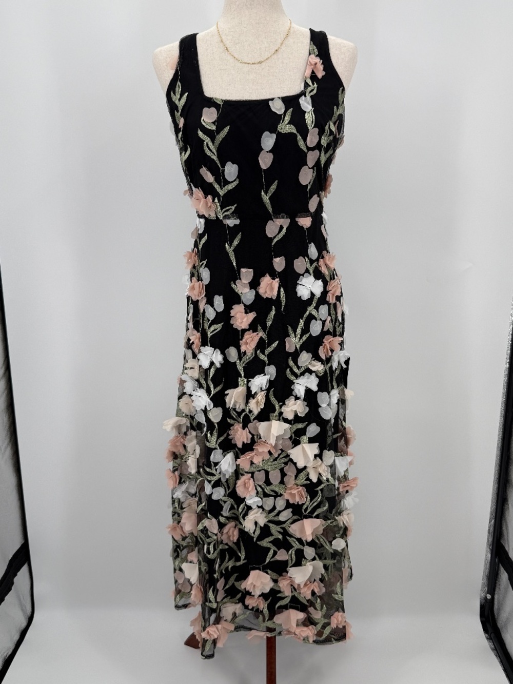 Lulus Black Mesh 3D Floral Applique Square Neck Wedding Sleeveless Maxi Dress M